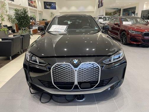 Black Sapphire Metallic 2026 BMW i4 Gran Coupe xDrive40