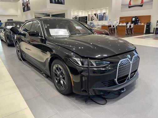 Black Sapphire Metallic 2026 BMW i4 Gran Coupe xDrive40