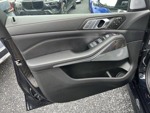 2021 BMW X7 M50i
