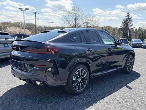 Black Sapphire Metallic 2026 BMW X6 xDrive40i