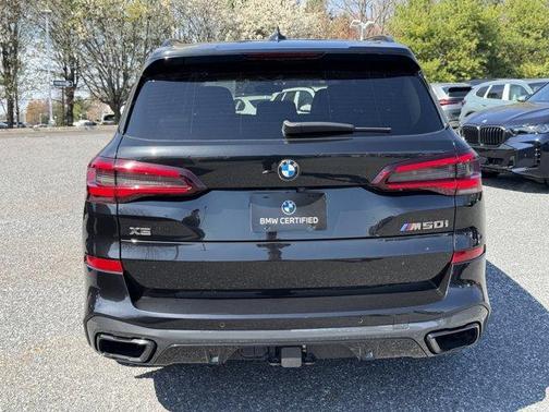 Black Sapphire Metallic 2022 BMW X5 M50i