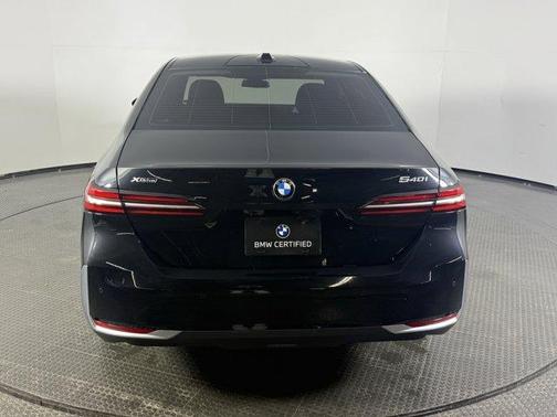 2024 BMW 540 i xDrive