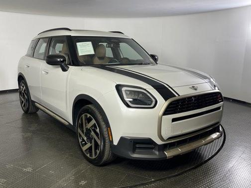 White 2025 MINI Countryman S