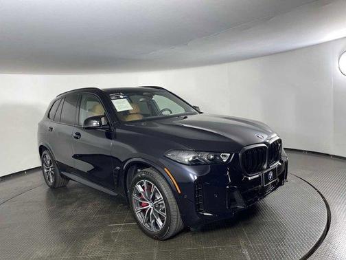 2025 BMW X5 M60i