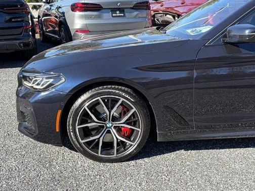 Carbon Black Metallic 2023 BMW 530 i xDrive
