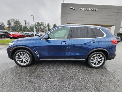 Blue Metallic 2022 BMW X5 xDrive40i