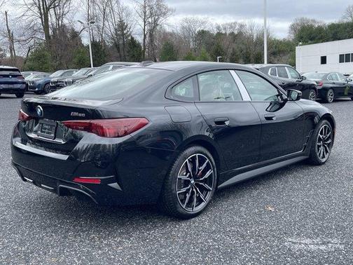 Black Sapphire Metallic 2026 BMW i4 Gran Coupe M60