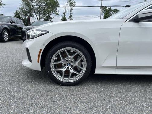 2025 BMW 330 i xDrive