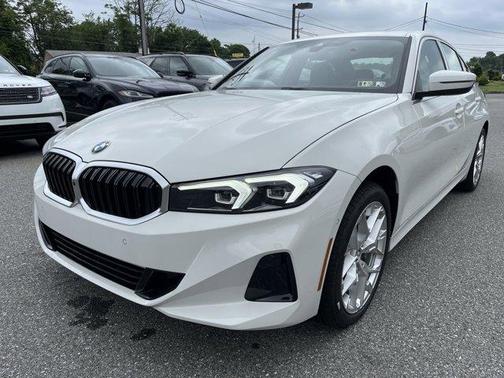 2025 BMW 330 i xDrive