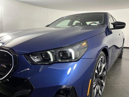2024 BMW i5 M60