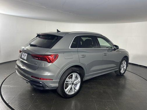 2021 Audi Q3 45 S line Premium