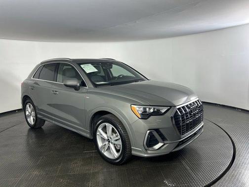 2021 Audi Q3 45 S line Premium