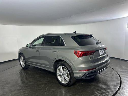 2021 Audi Q3 45 S line Premium