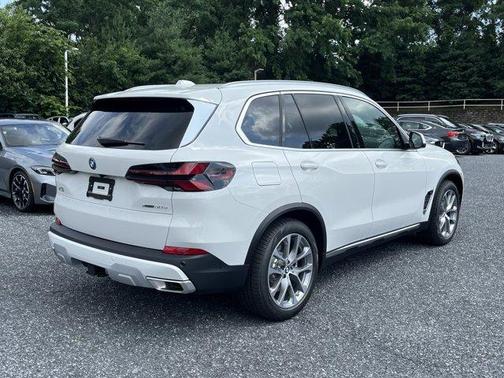 2026 BMW X5 PHEV xDrive50e