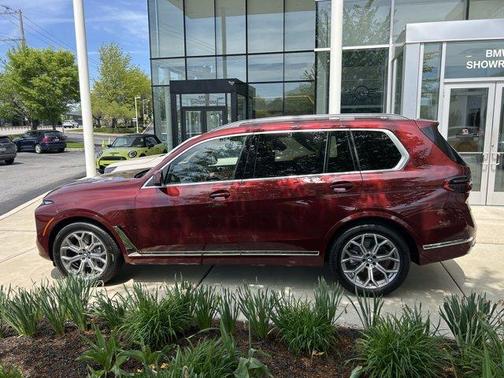 2025 BMW X7 xDrive40i