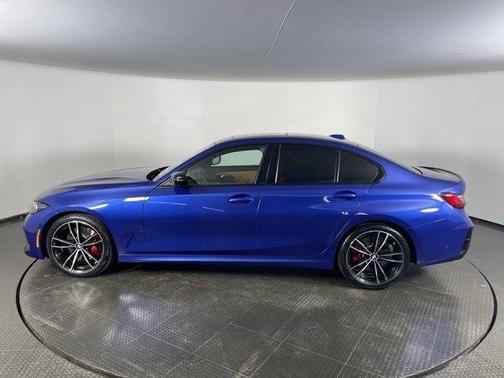 2023 BMW 330 i