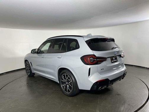 2024 BMW X3 M40i