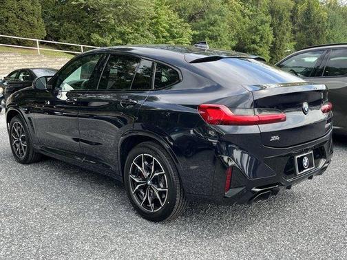 2023 BMW X4 M40i