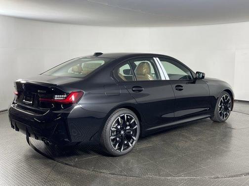 2026 BMW 330 I XDrive NA