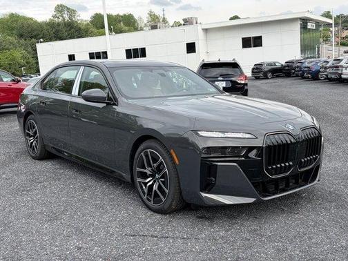 Gray Metallic 2026 BMW 760 760i xDrive