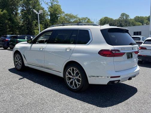 Alpine White 2021 BMW X7 xDrive40i