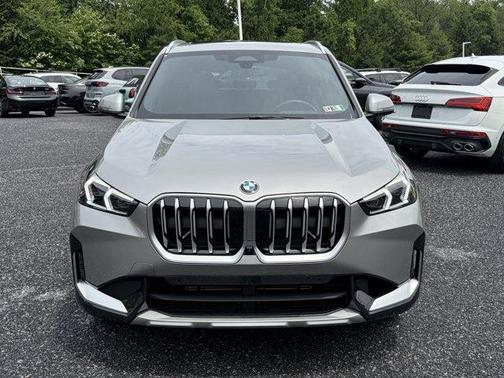 Space Silver 2026 BMW X1 xDrive28i