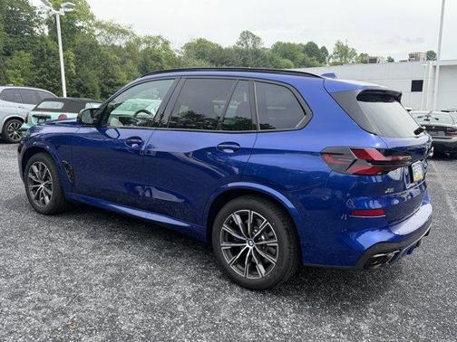 Bay Blue 2026 BMW X5 M60i