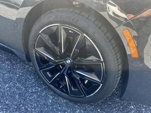2023 BMW 760 760i xDrive