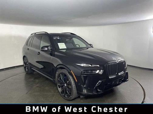 2023 BMW X7 M60i