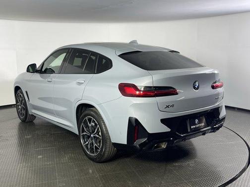 Gray 2025 BMW X4 xDrive30i