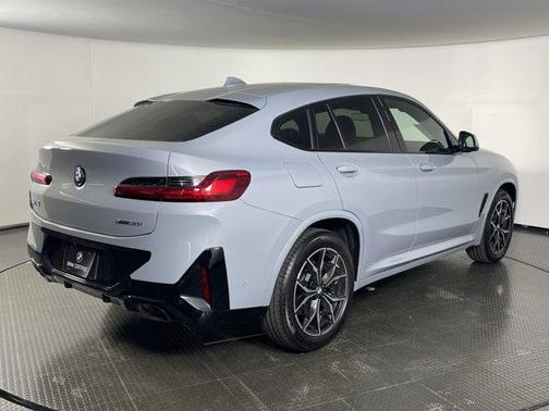 Gray 2025 BMW X4 xDrive30i