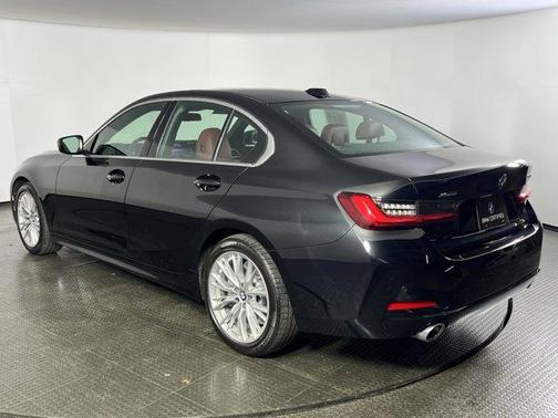 2024 BMW 330 i xDrive