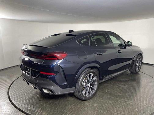 2023 BMW X6 xDrive40i
