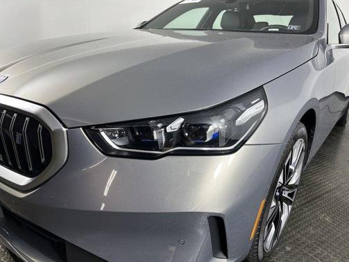 2024 BMW i5 eDrive40