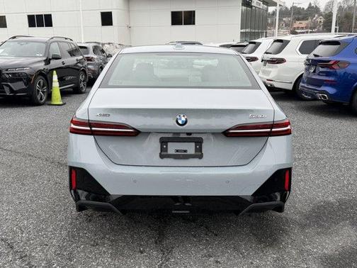 2026 BMW 530 i xDrive