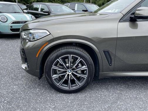 Manhattan Brown 2022 BMW X5 xDrive40i
