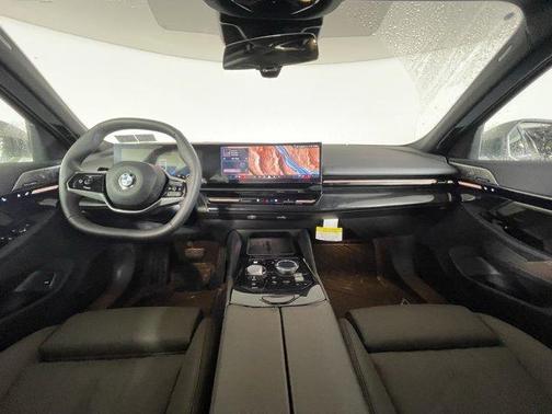 2026 BMW 530 i xDrive