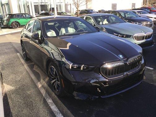 2026 BMW 550e xDrive