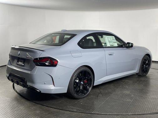 2026 BMW M240 i xDrive