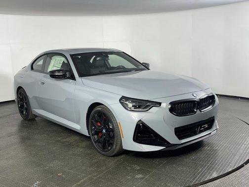 2026 BMW M240 i xDrive