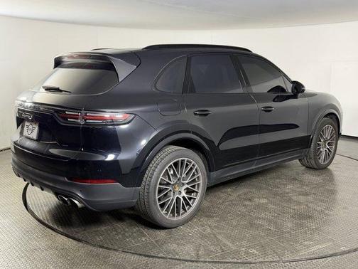 2020 Porsche Cayenne S