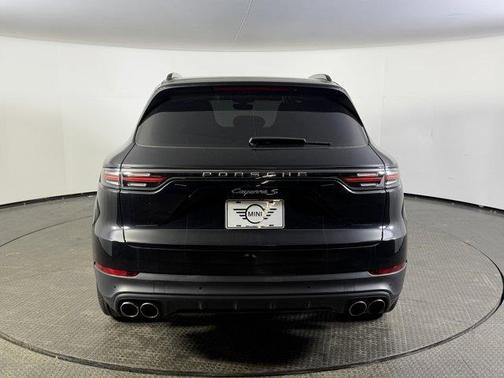 2020 Porsche Cayenne S