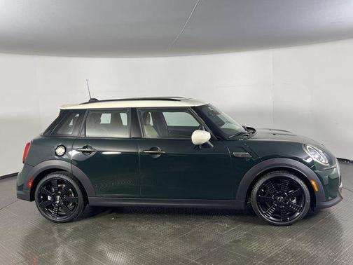 2023 MINI Hardtop Cooper