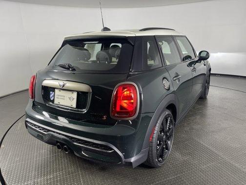 2023 MINI Hardtop Cooper