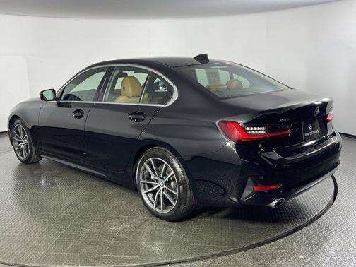 2022 BMW 330 i xDrive