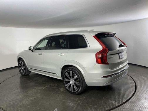 2022 Volvo XC90 T6 Inscription 7 Passenger