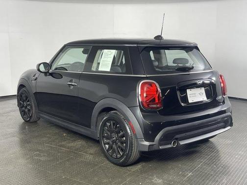 2023 MINI Hardtop Cooper