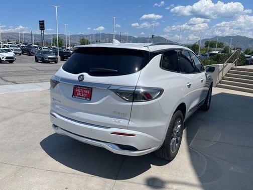 2024 Buick Enclave Avenir