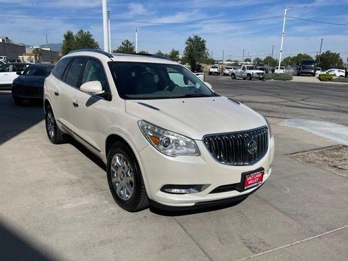 White Diamond Clearcoat 2014 Buick Enclave Leather