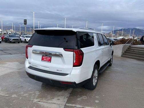 2021 GMC Yukon XL SLT